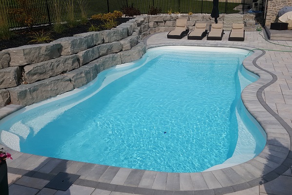 Coral Sea Fiberglass Pool